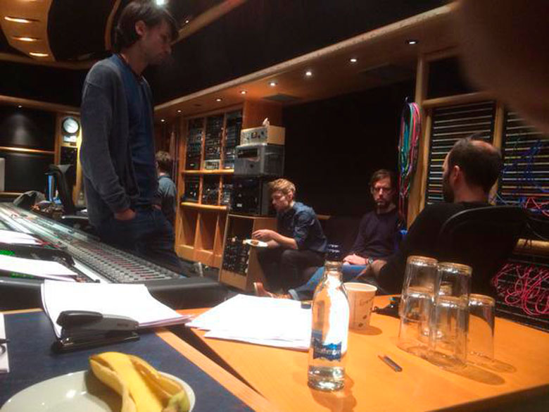 radiohead in studio 2015